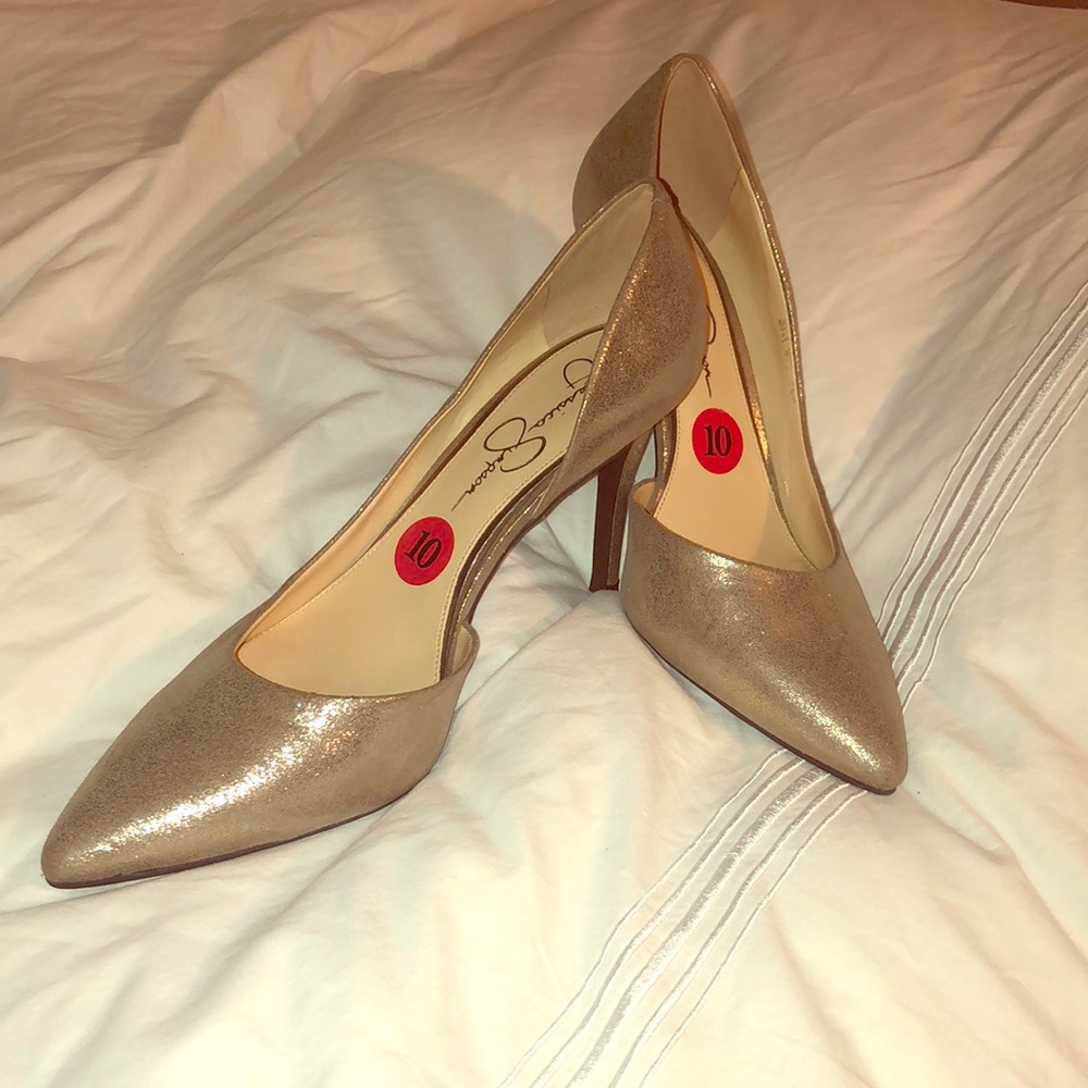 Jessica Simpson gold d’orsay pumps